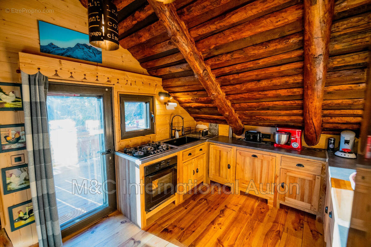 Maison à SAINT-ETIENNE-DE-TINEE