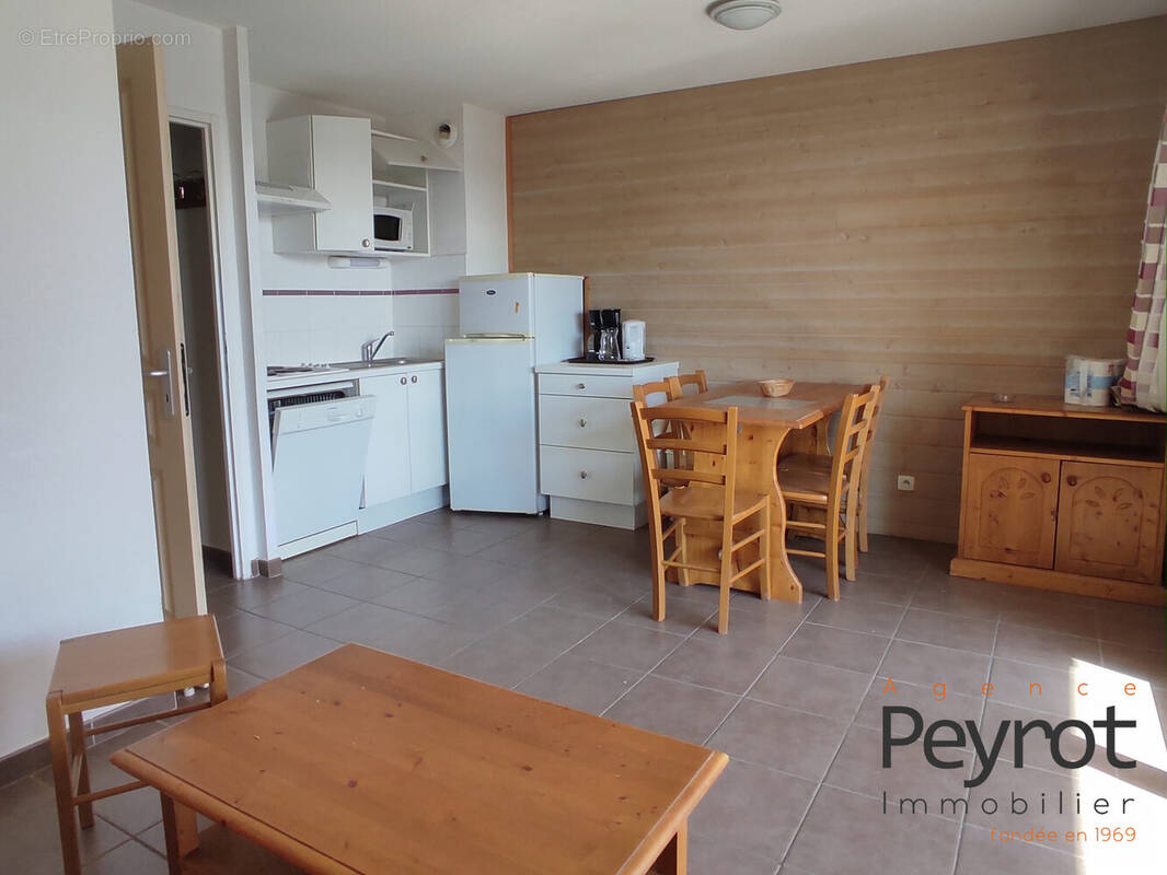 Appartement à LES ANGLES