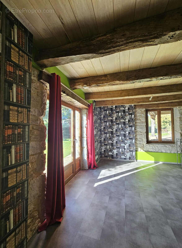 Maison à LA LOUBIERE