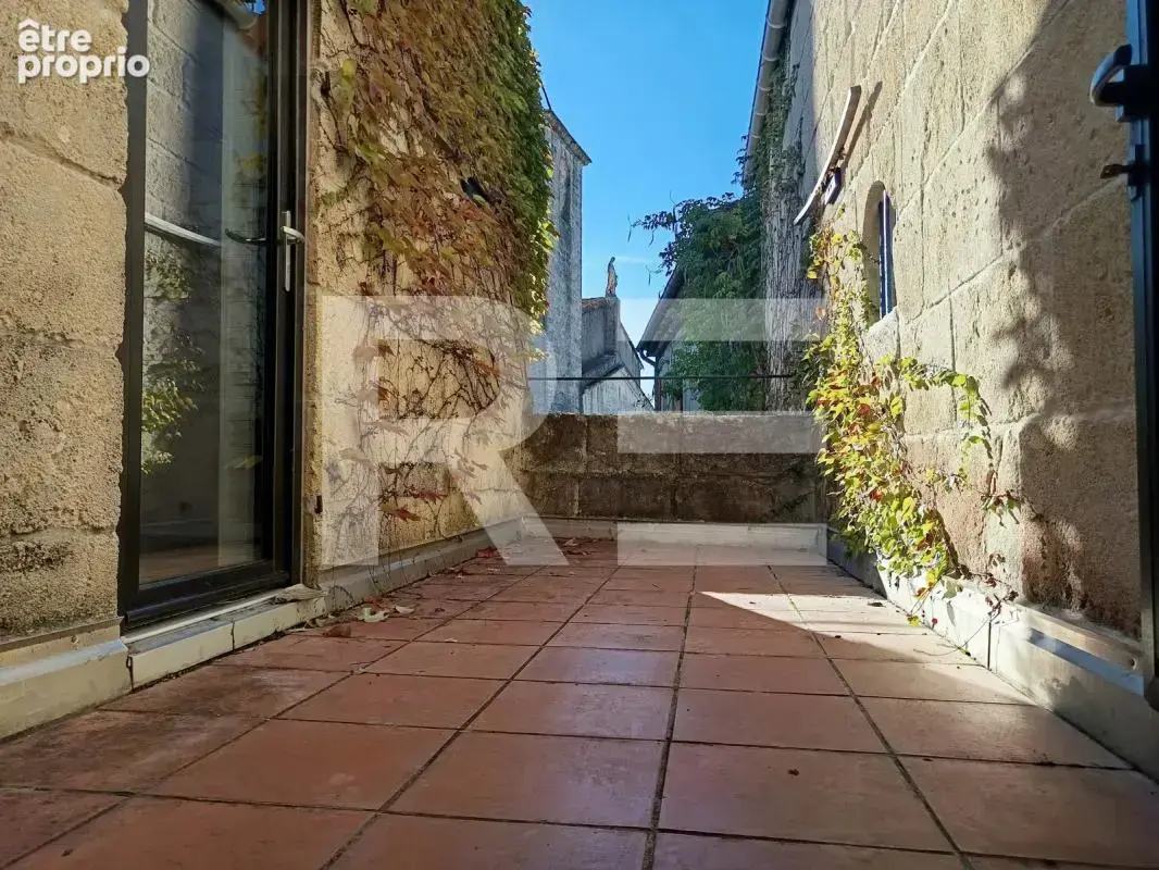 Ensemble immobilier situé dans le très beau village d'Aubais - photo 10