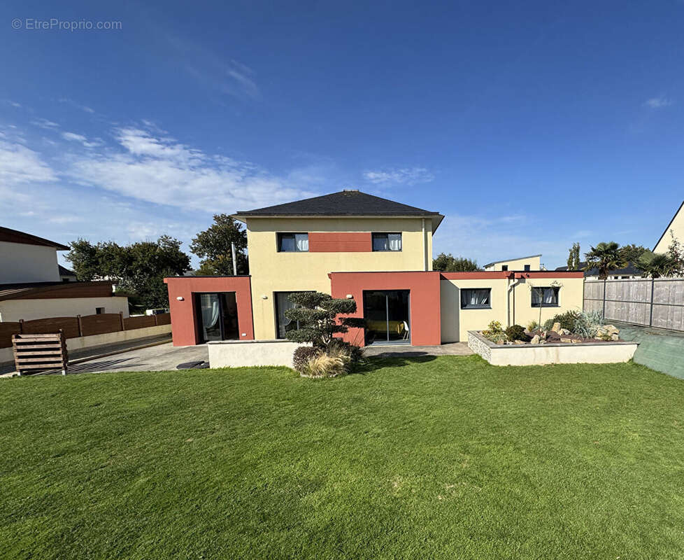 Maison à LANDIVISIAU