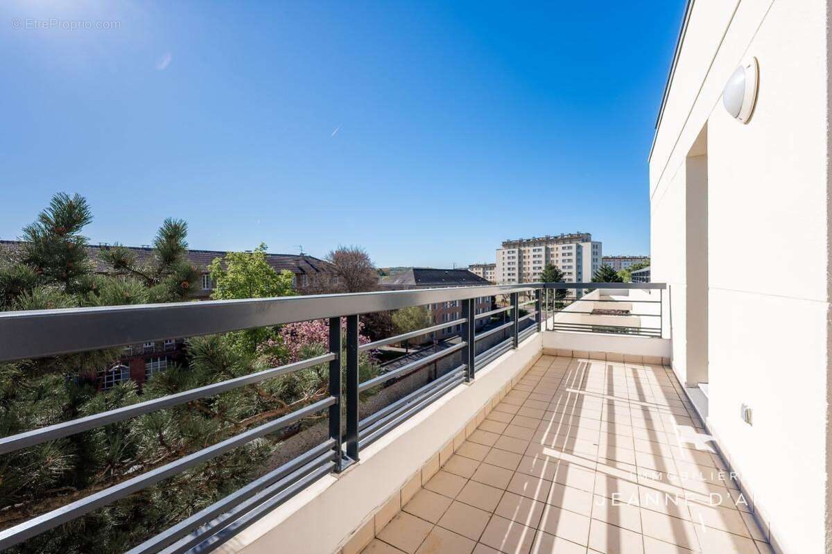 Appartement à VERSAILLES