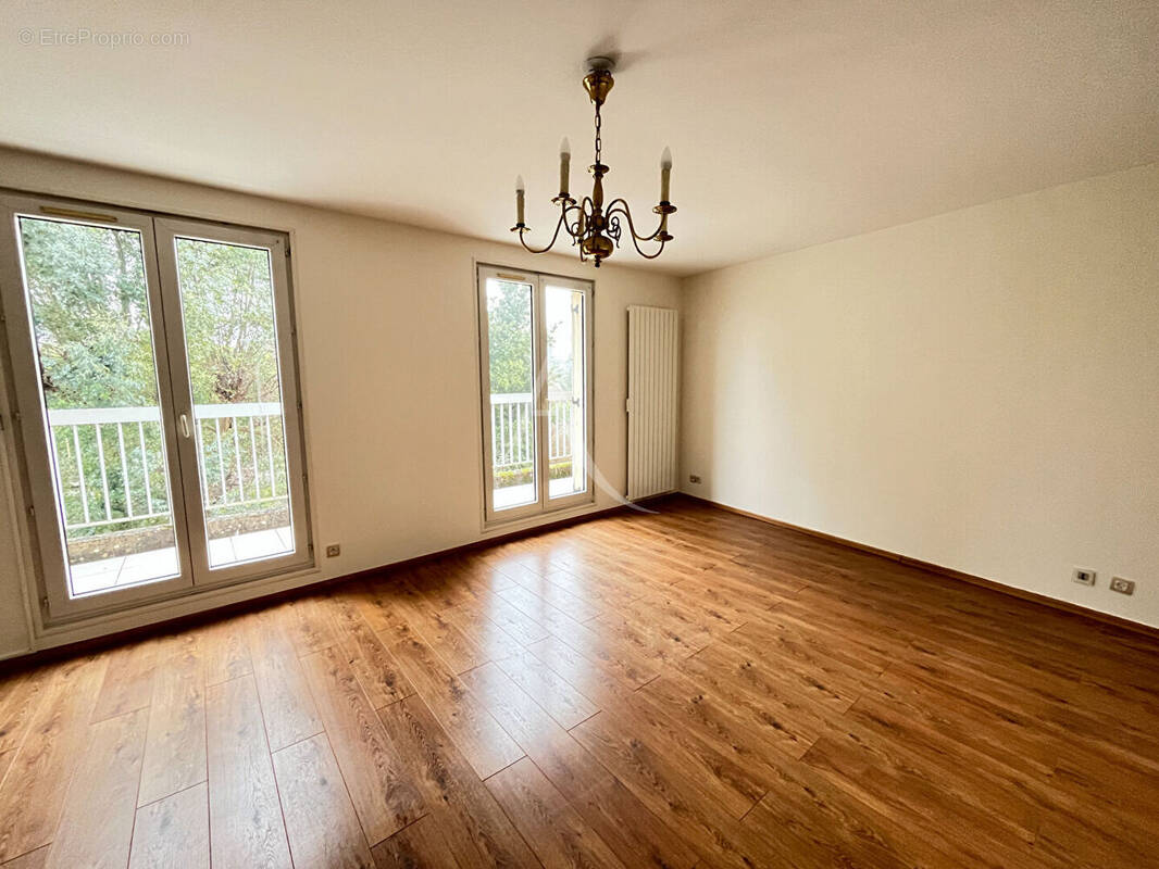 Appartement à DOURDAN