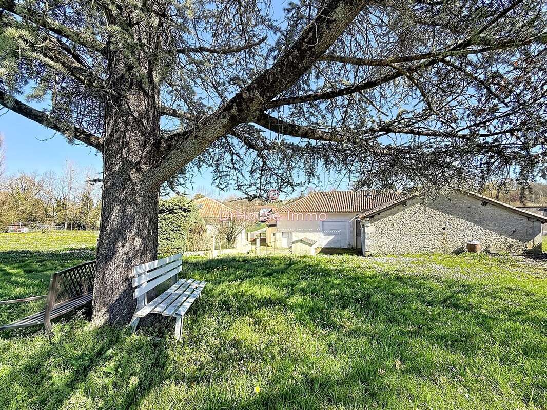 Maison à TOCANE-SAINT-APRE