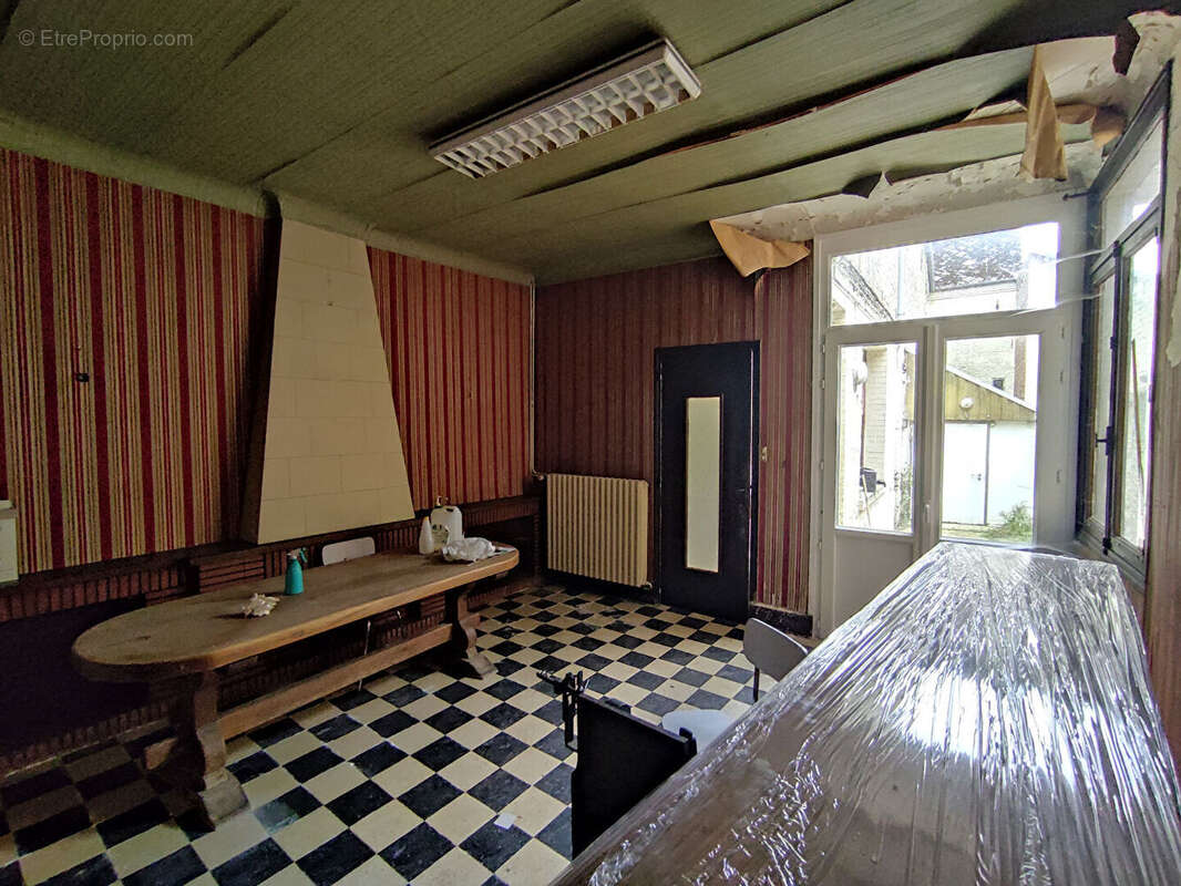 Commerce à BOHAIN-EN-VERMANDOIS