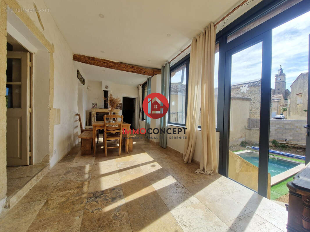Maison 180 m² à Le Pin  - photo 6