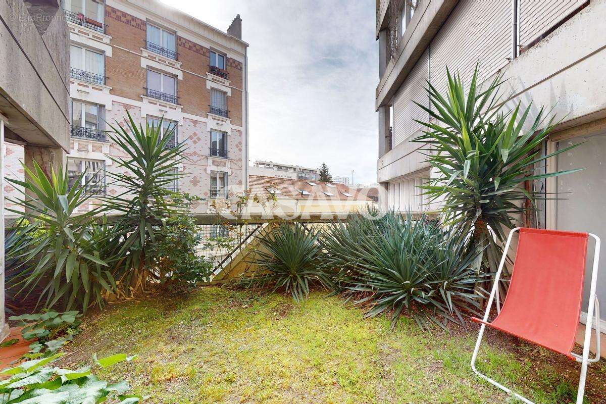 Vente Appartement 5 pièces de 126m² - 94200 Ivry-sur-Seine - photo 2