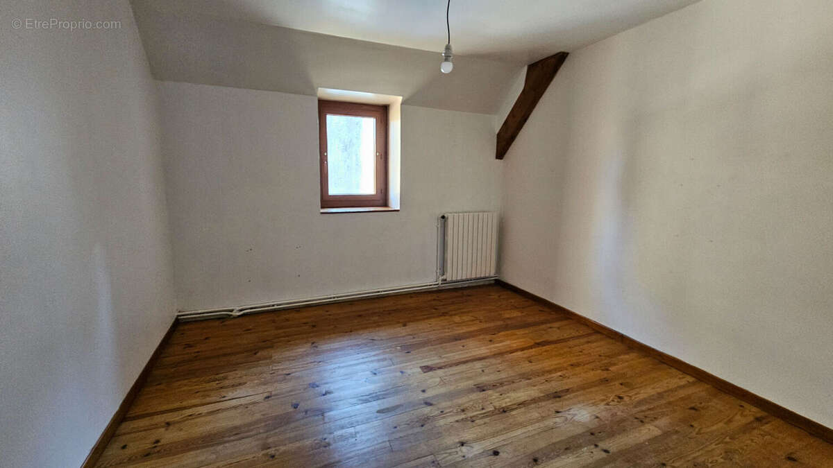 Maison à PIERREFICHE