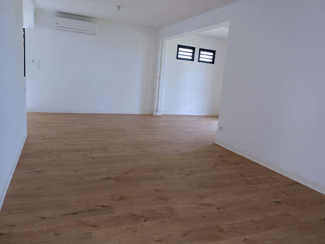 Maison à SAINT-DENIS