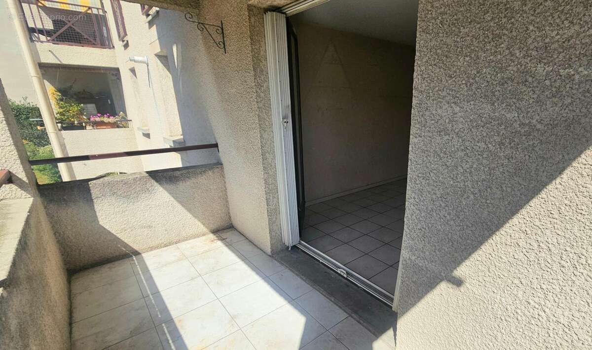 Appartement à MOIRANS