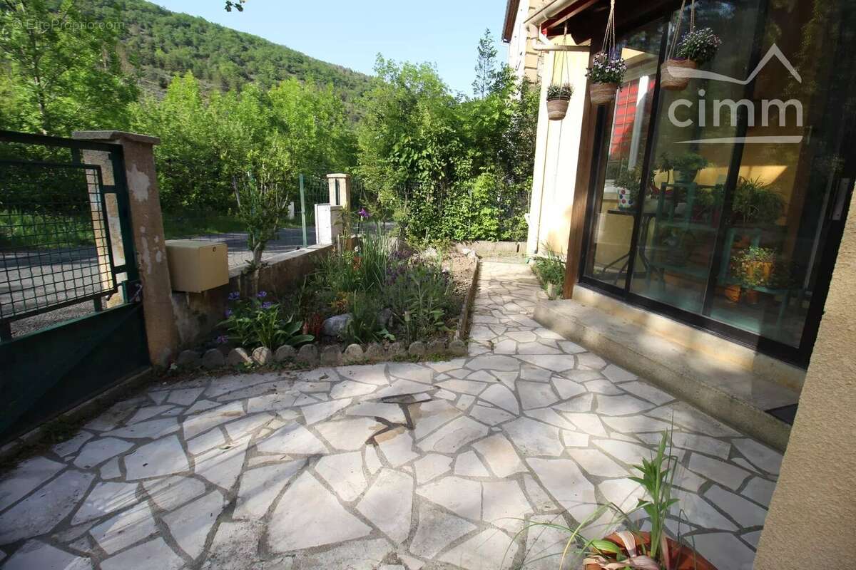 Maison à AXAT