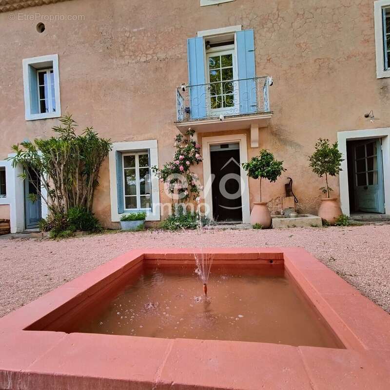 Maison à GRIGNAN