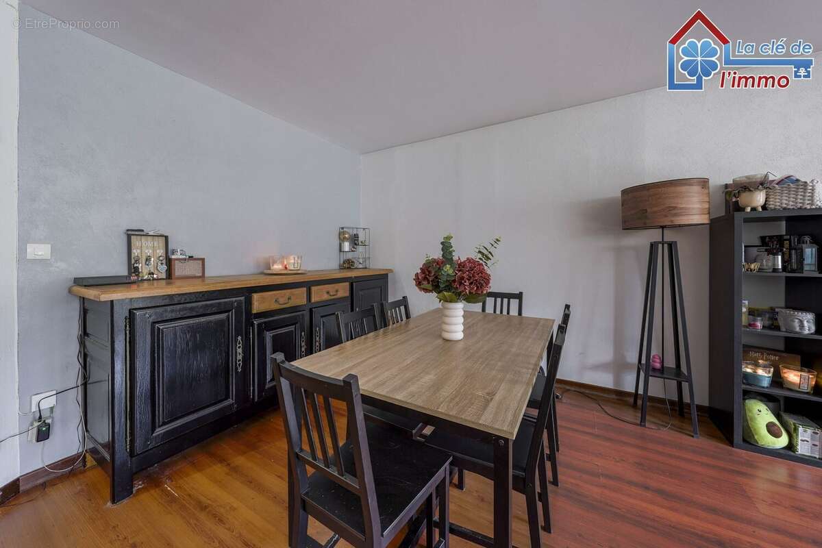 Appartement à MOISSY-CRAMAYEL