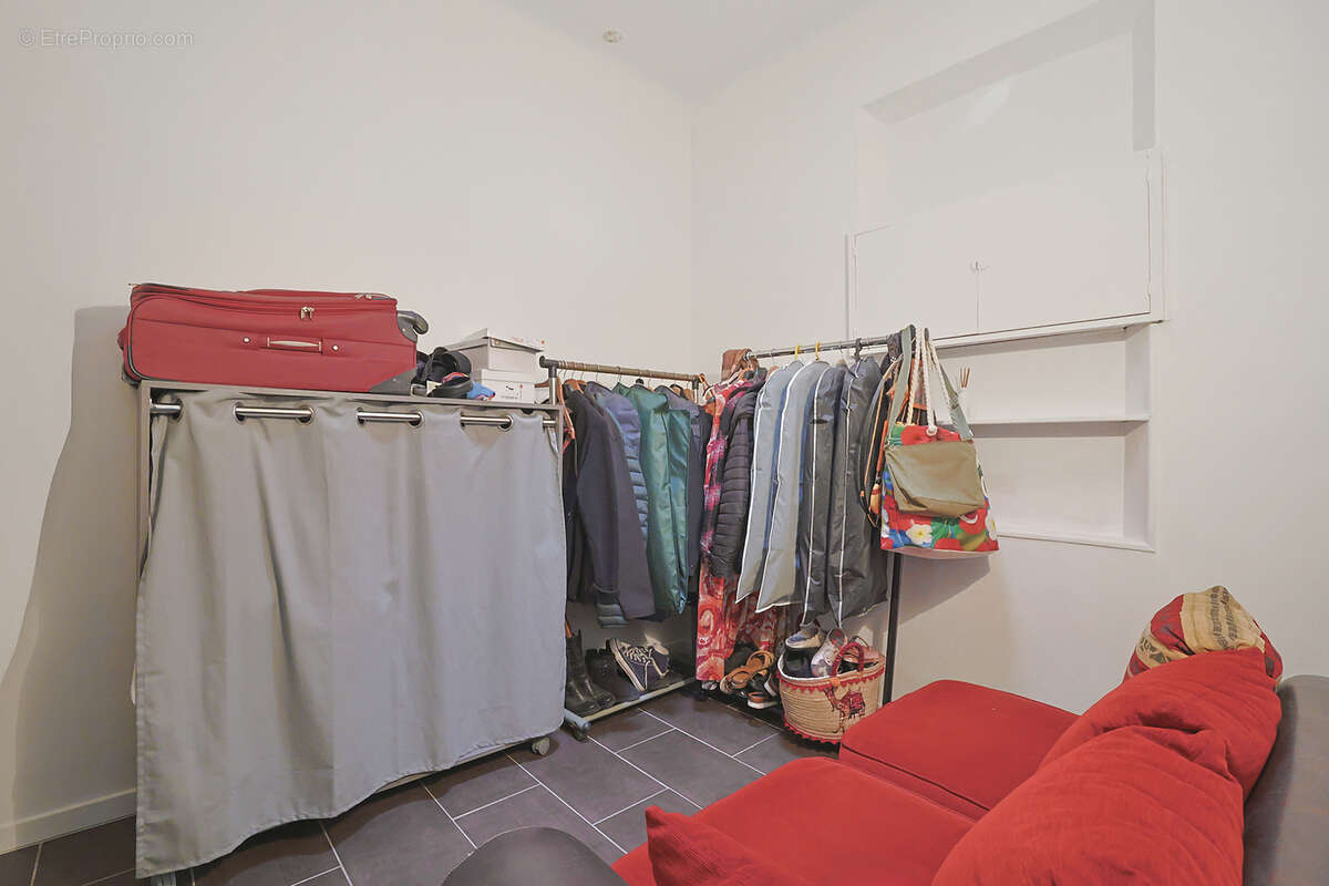 Commerce à LA SEYNE-SUR-MER