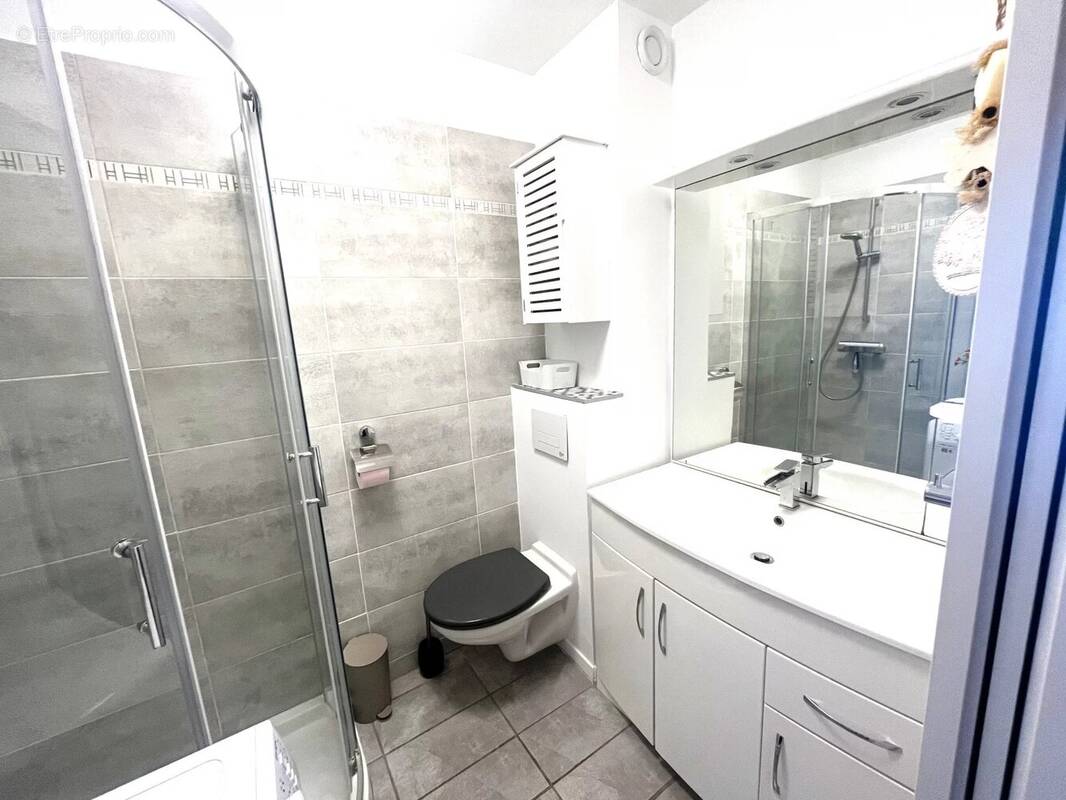 Appartement à LA LONDE-LES-MAURES