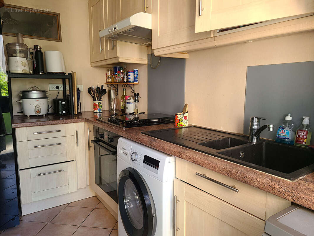 Appartement à FONTENAY-LE-FLEURY