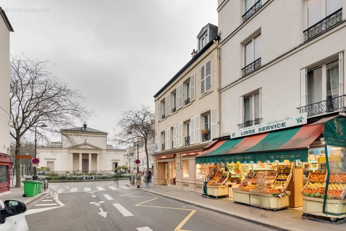 Commerce à PARIS-17E