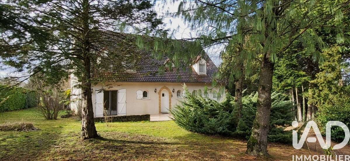 Photo 2 - Maison à LOUHANS
