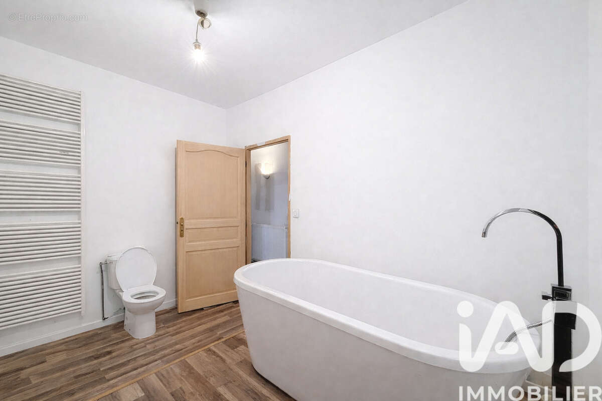 Maison 246 m² à Void-Vacon  - photo 9