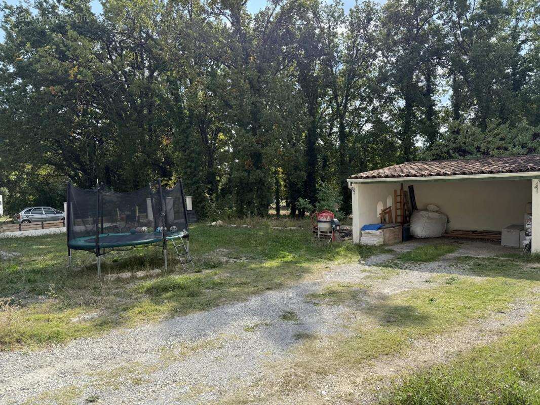 Terrain à PIERREVERT