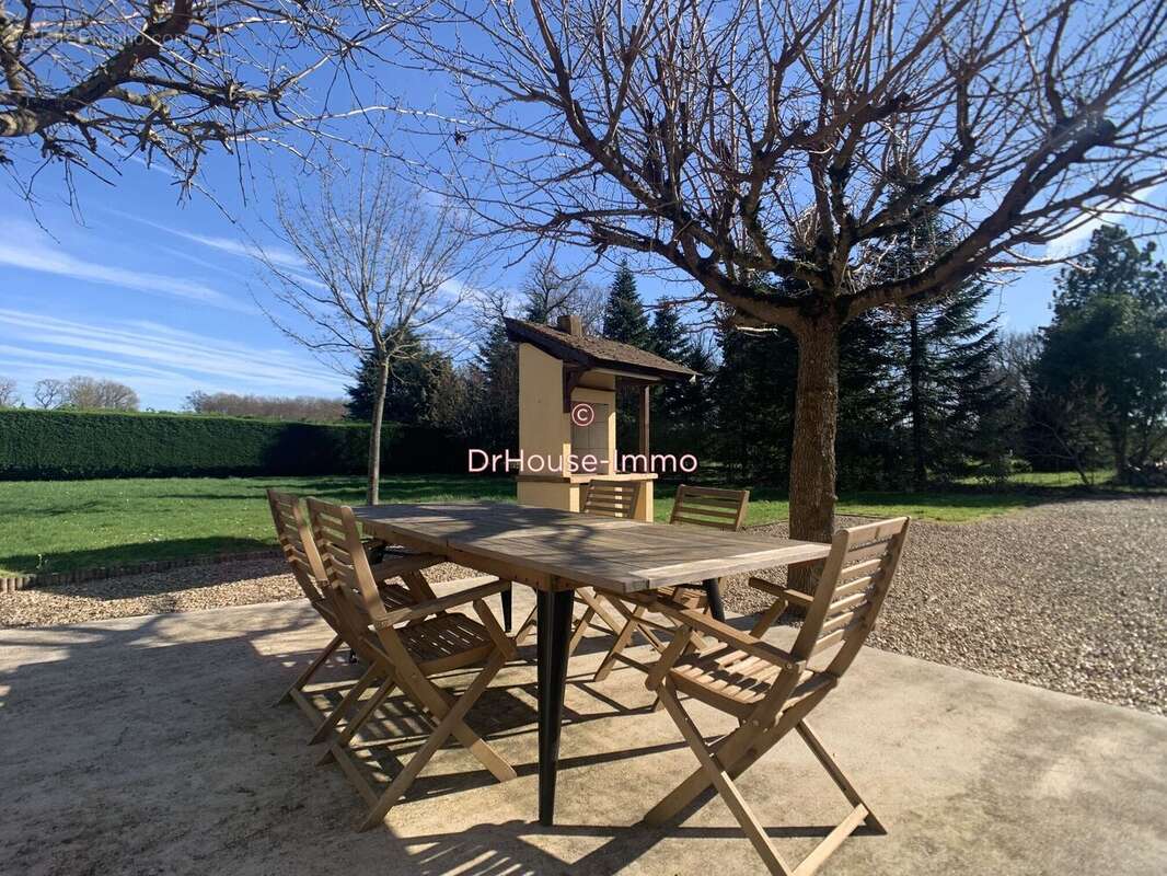 Maison à VILLEMANDEUR