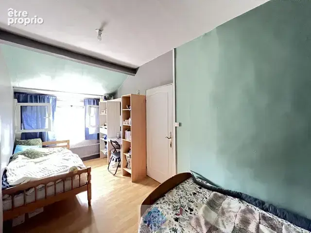 Maison avec cour, jardin, et dépendances - photo 9