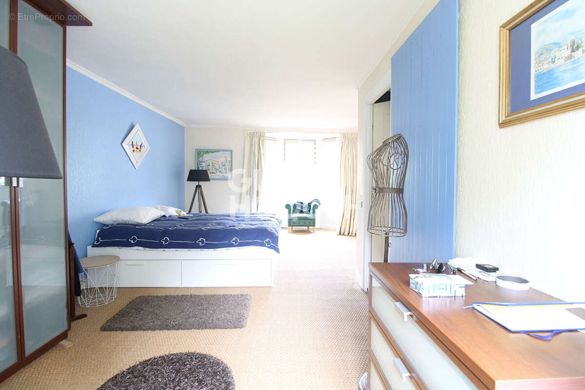 Maison à BRIE-COMTE-ROBERT