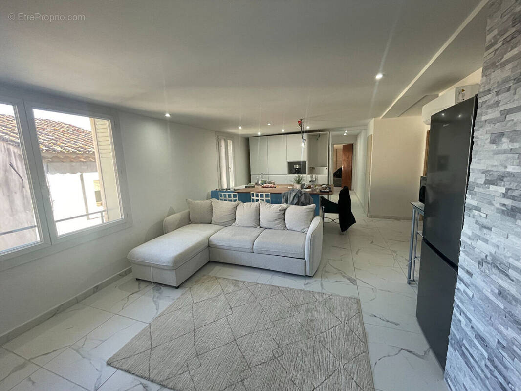 Maison à CAUMONT-SUR-DURANCE