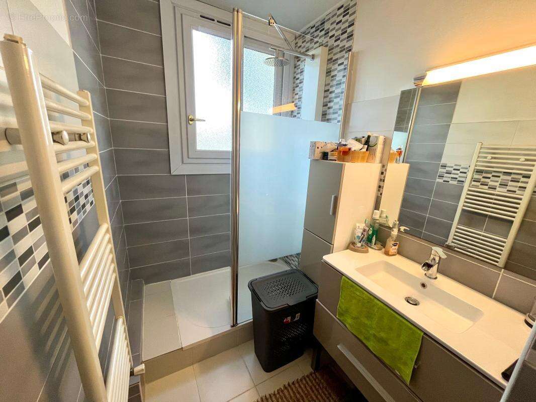 Appartement à LE CANNET