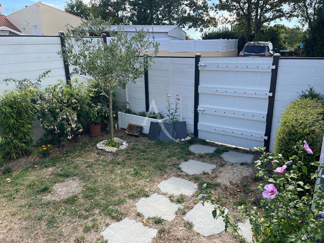 Maison à LA CHAIZE-GIRAUD