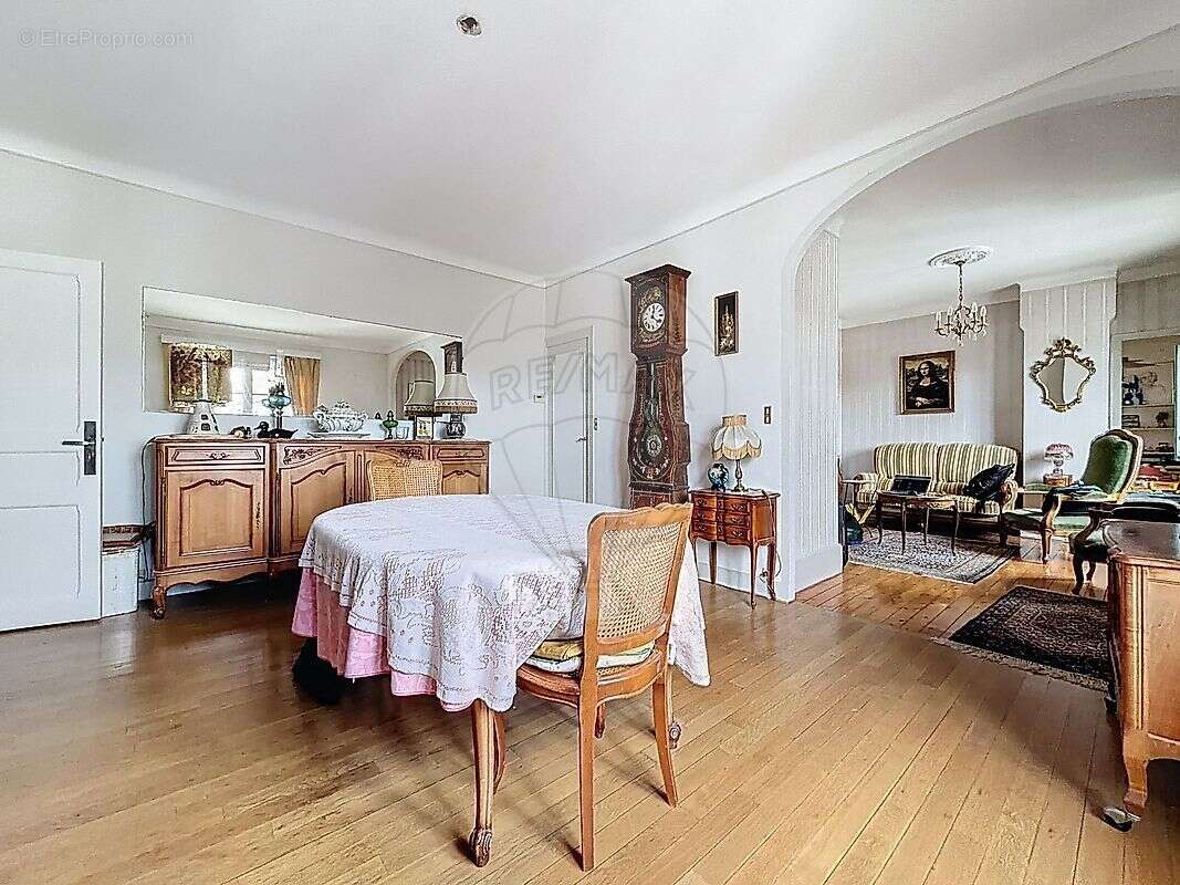 Maison à SENS