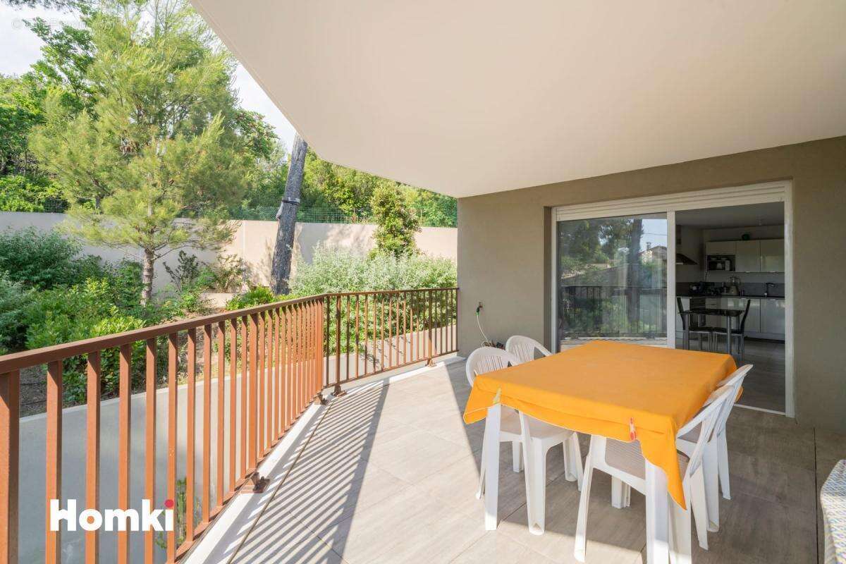Appartement à MARSEILLE-12E