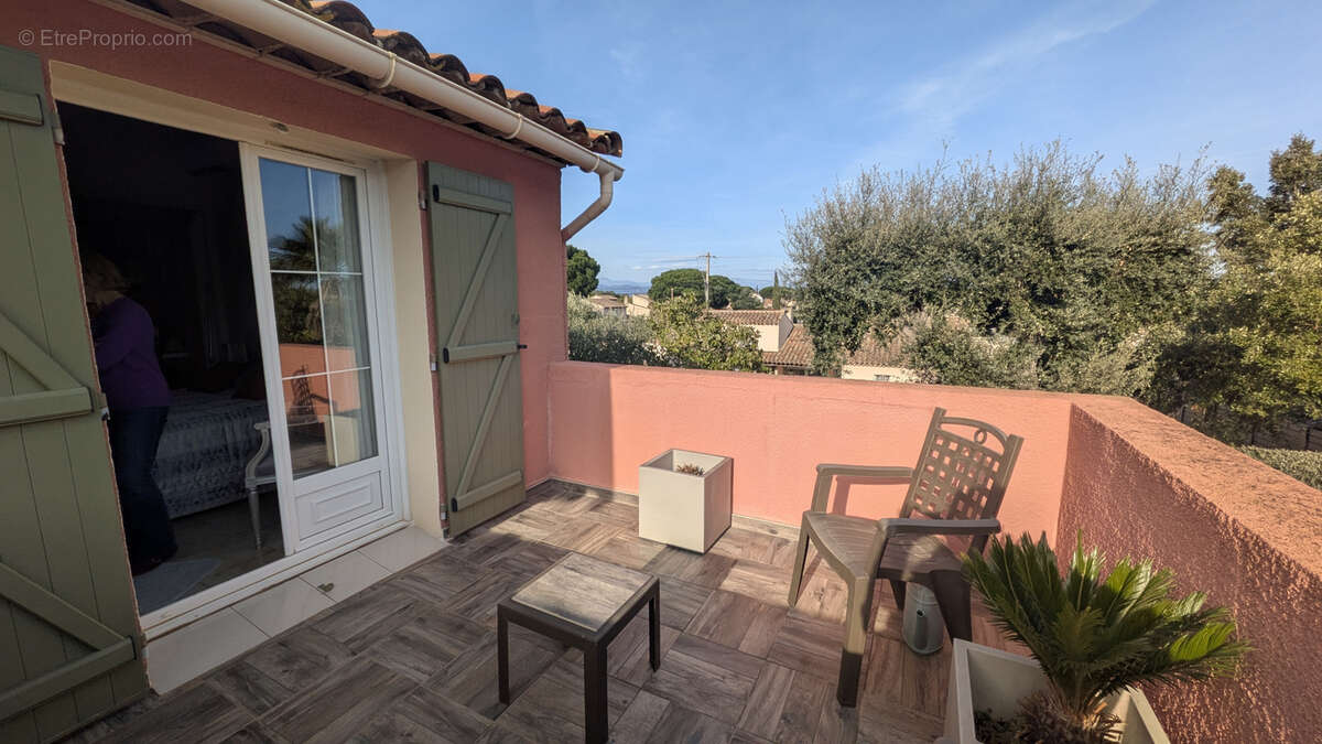 Maison à FREJUS