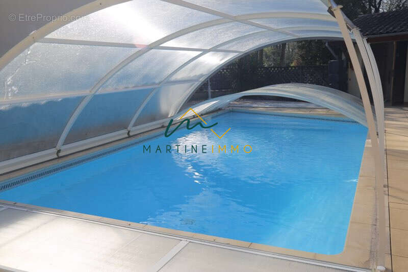 Maison à FOURQUES-SUR-GARONNE