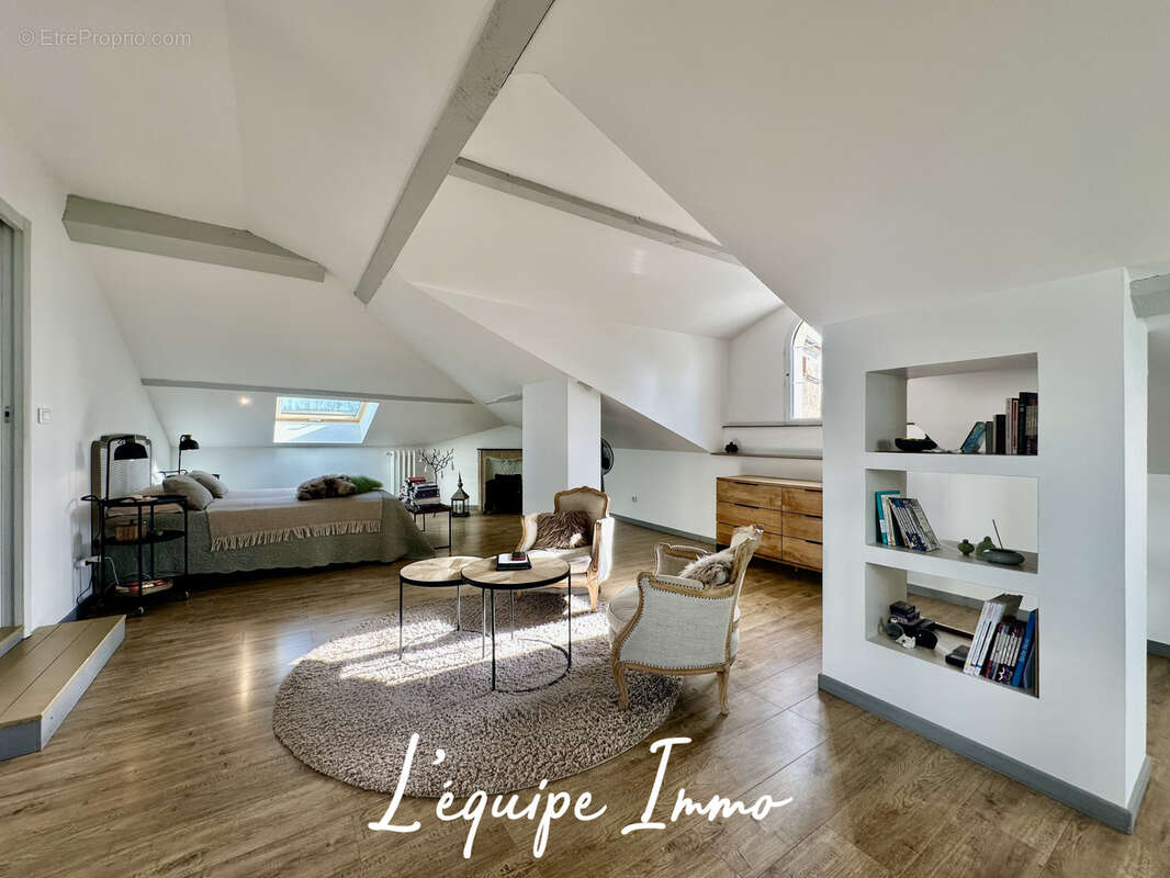 Maison à SAINT-LYS