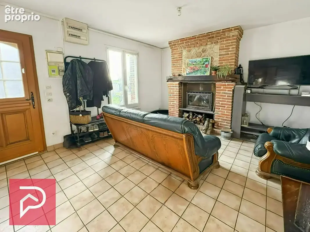 A 5 minutes de BERNAY, charmante maison en briques ! - photo 2