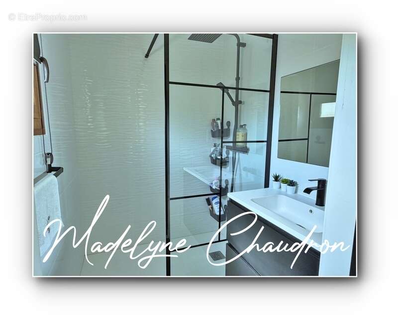 BOURAY-SUR-JUINE – Maison familiale de 120 m² – Terrain de 900 m² – Piscine – Jacuzzi – Sous-sol total – Aucun travaux - photo 9