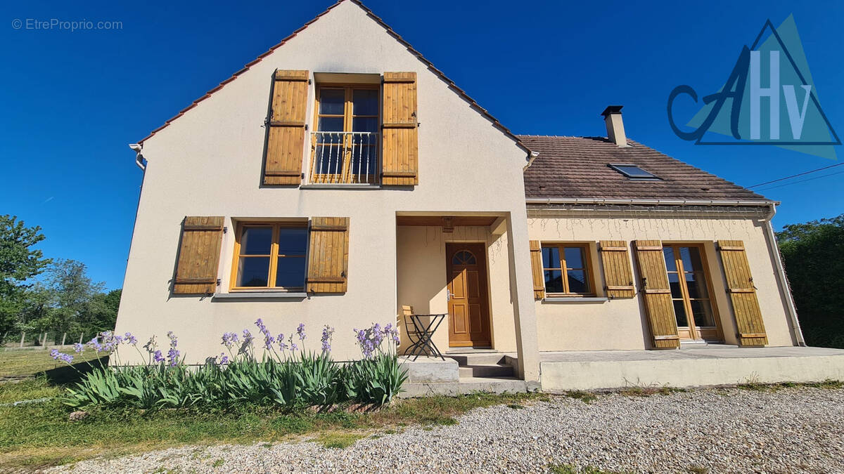 Maison à BRAY-SUR-SEINE