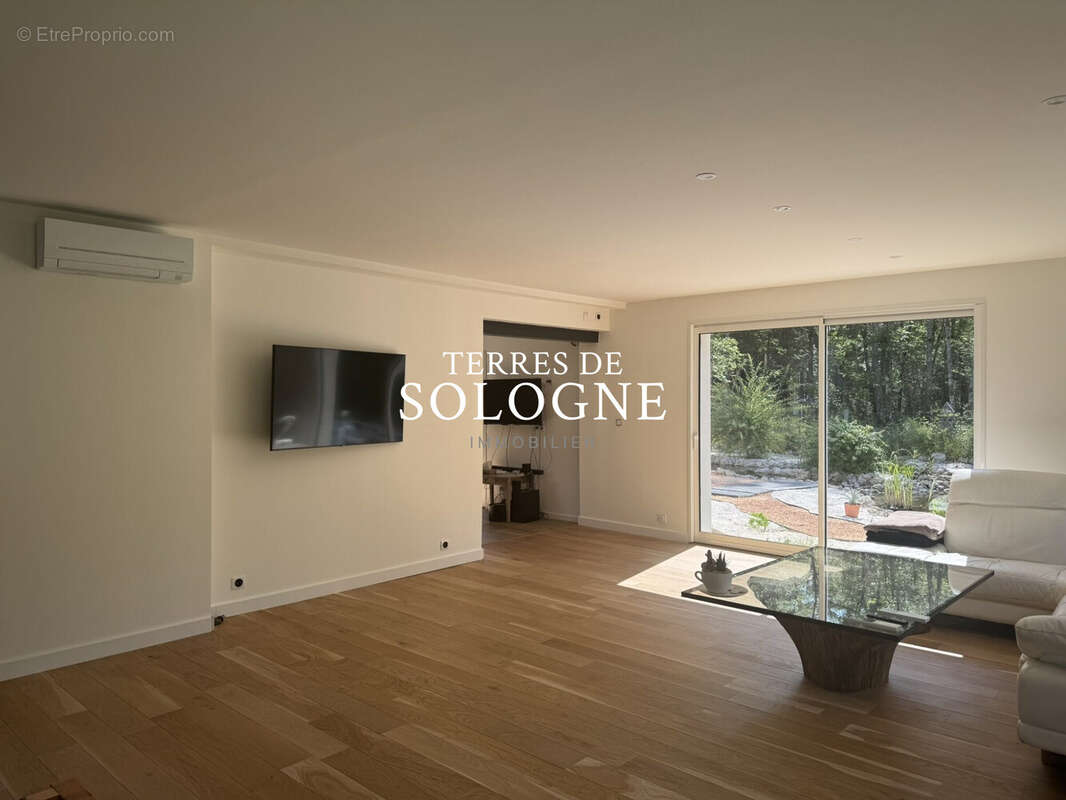 Maison à LIGNY-LE-RIBAULT