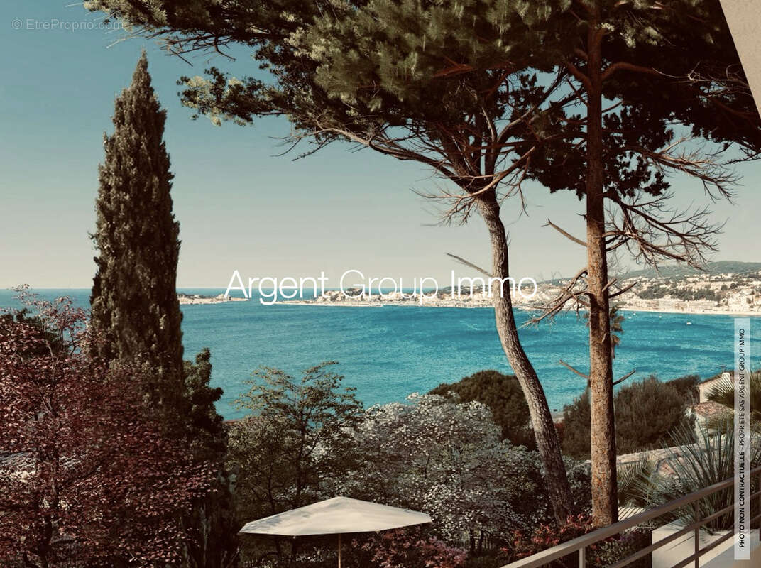 Appartement à SANARY-SUR-MER