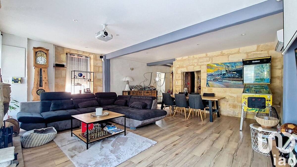 Photo 1 - Maison à AMBARES-ET-LAGRAVE