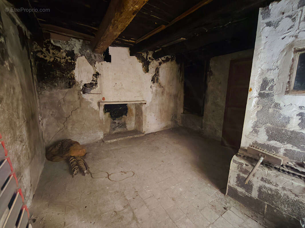 Grange à Villars Sur Var de 40 m2 - photo 4