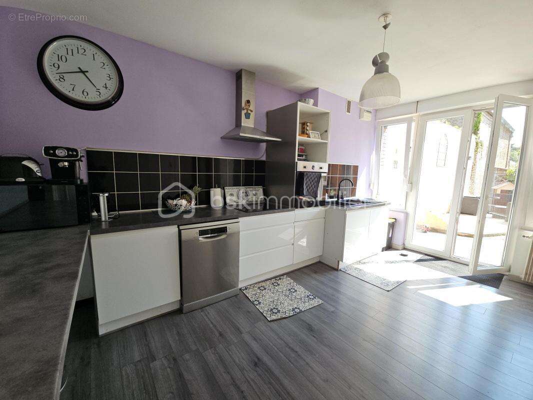 Maison à SIN-LE-NOBLE