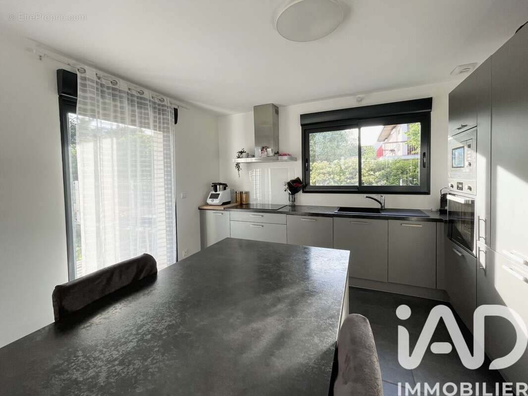 Photo 8 - Appartement à EYBENS