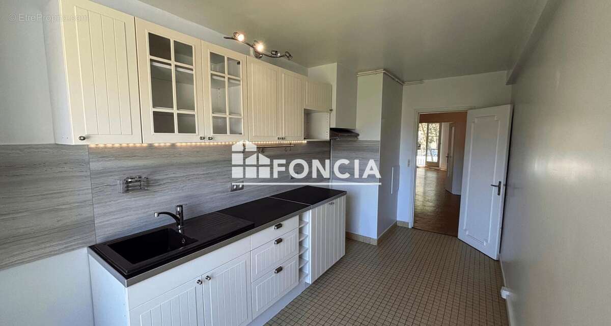 Appartement à VERSAILLES