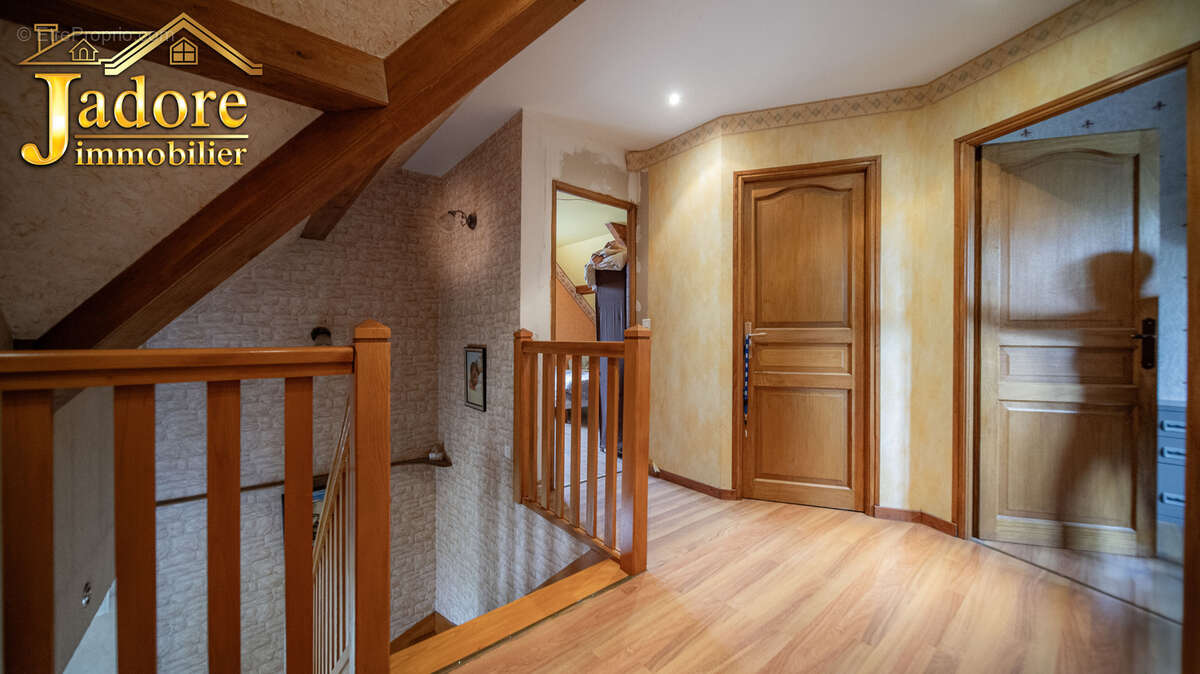 *** trop tard *** maison vue dominante - photo 13