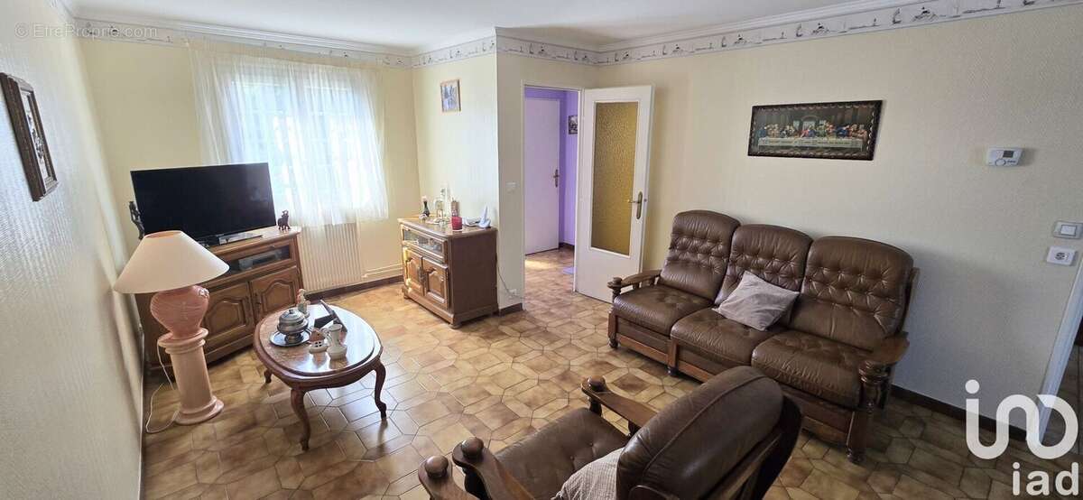 Maison 90 m² à Saint-Ay  - photo 9