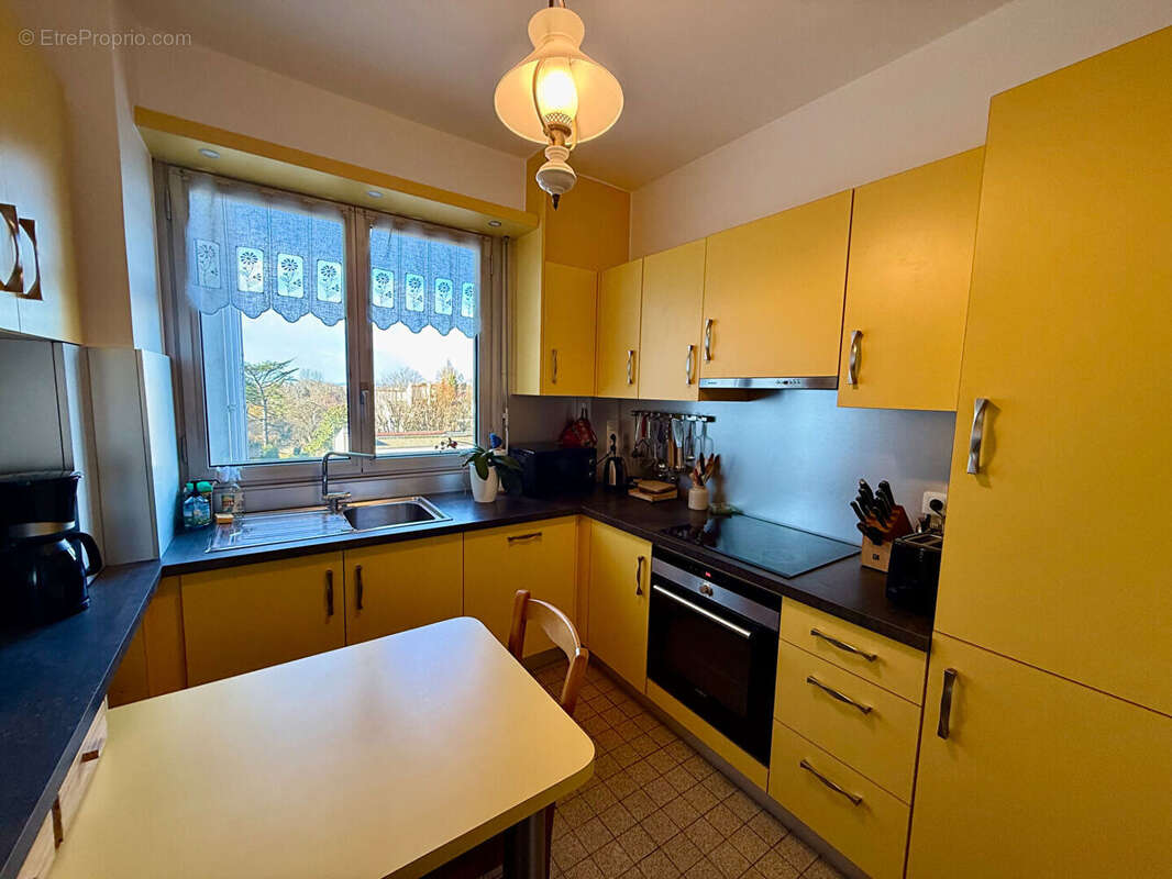 Appartement à LE RAINCY