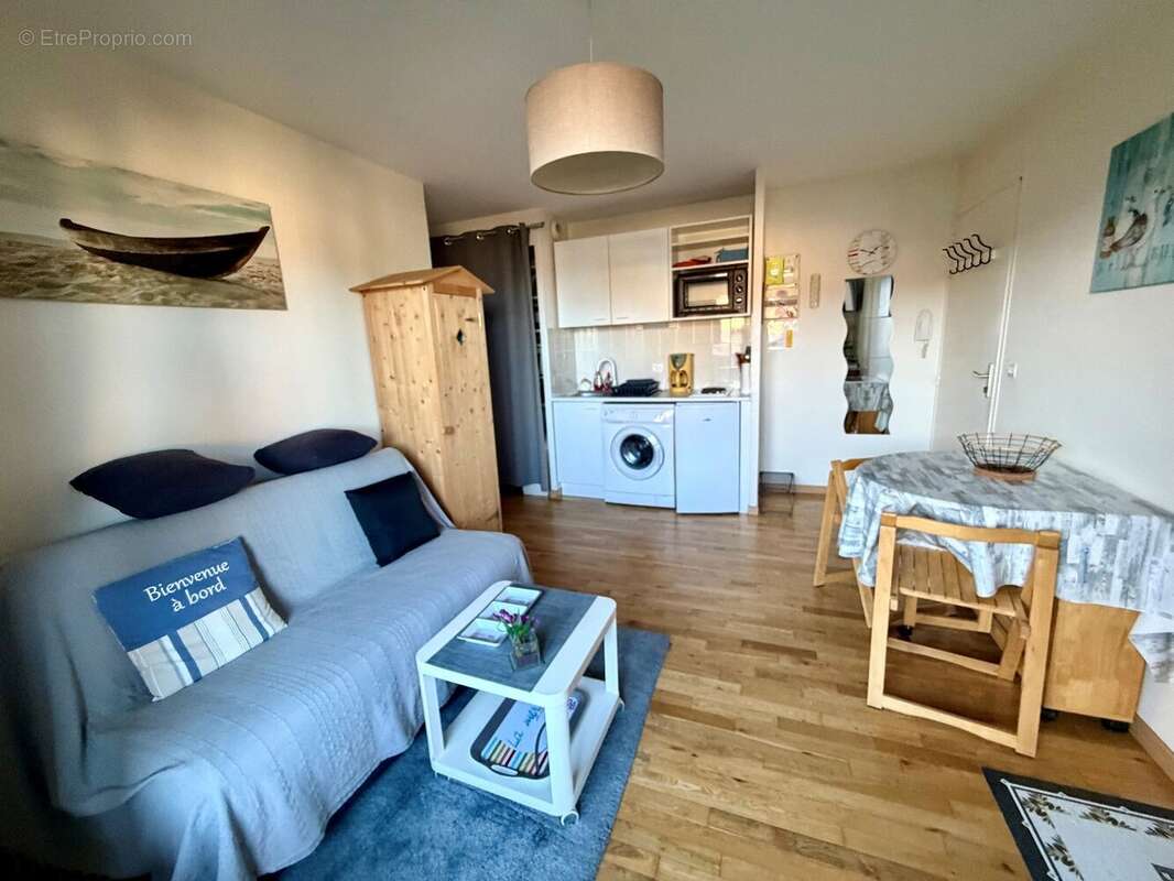Appartement à OUISTREHAM