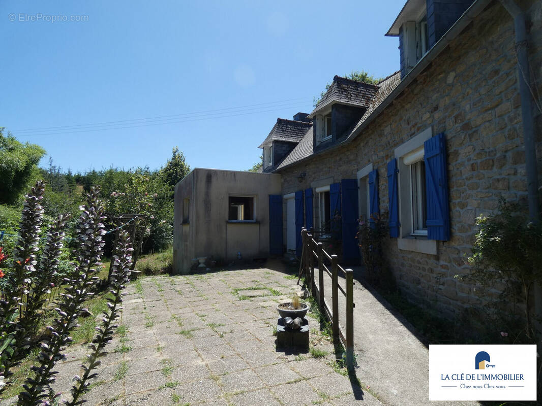 Maison à LANGOLEN